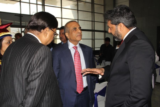 Shri Sunil Bharti Mittal with Dr. Aseem Chauhan & Founder President, Dr. Ashok Chauhan at Amity Gurugram 2016