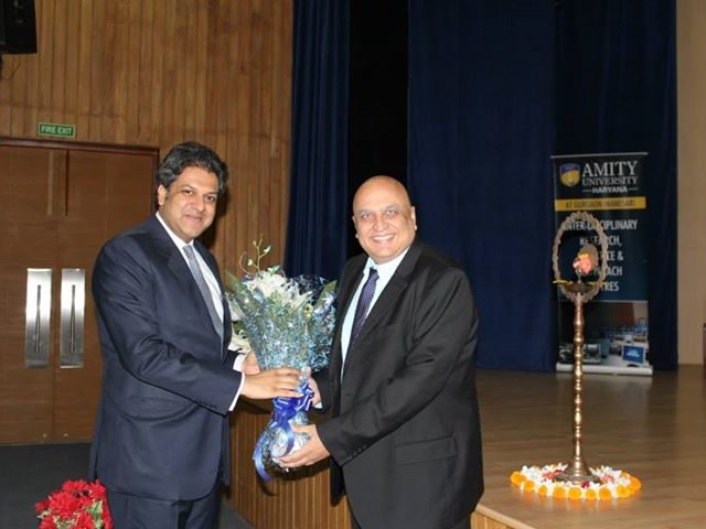 Dr. Aseem Chauhan Welcoming Prof. Bhagwan Choudhary – University of California, Los Angeles at Amity University Gurugram 2014